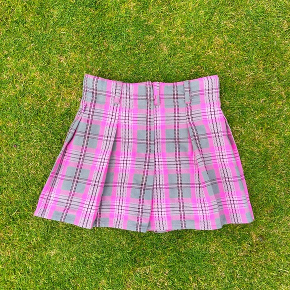 Patch pink pleated skirt fits ≈ size 6 women’s - Picture 2 of 4